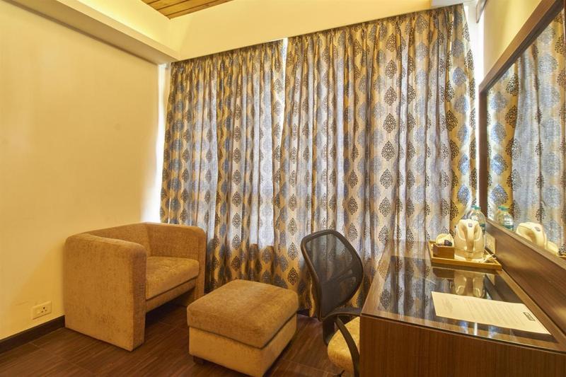 Sinclairs Darjeeling Hotel