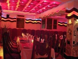 Hotel Anand Palace