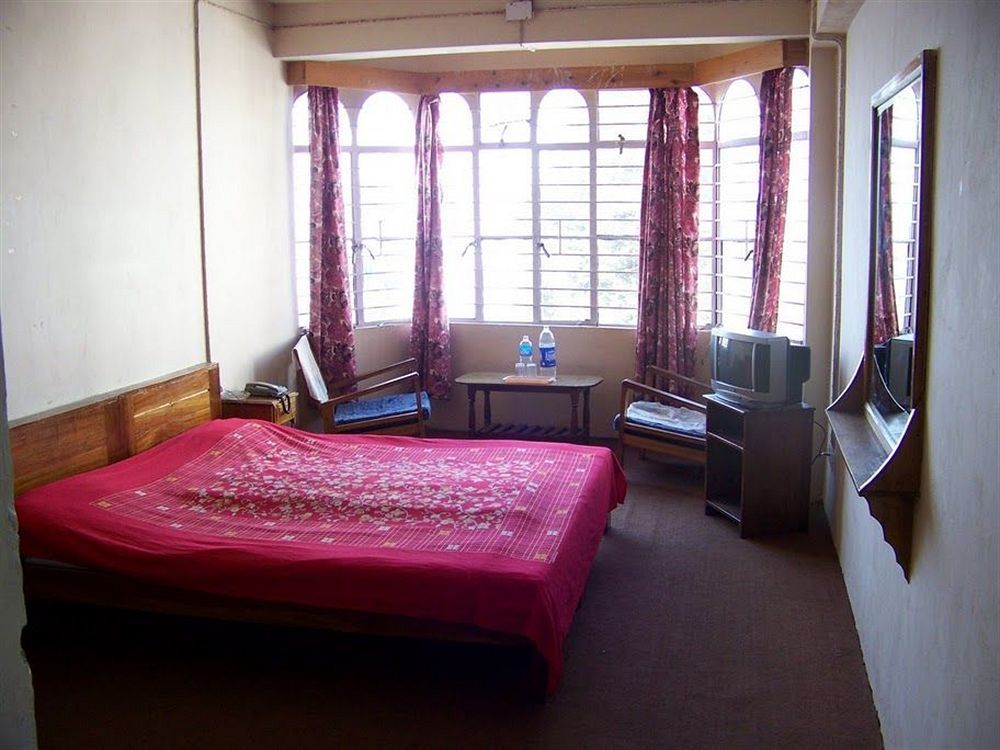 Old - Main Bellevue Heritage Hotel Darjeeling (West Bengal)