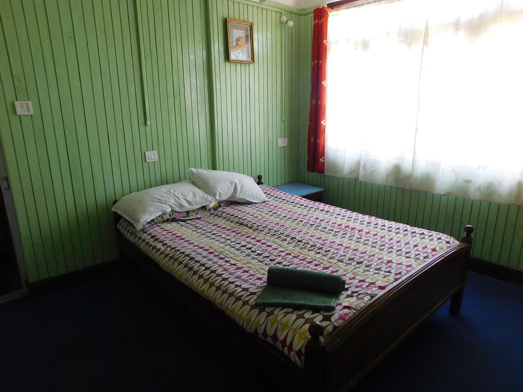 Aliment Hotel Darjeeling (West Bengal)
