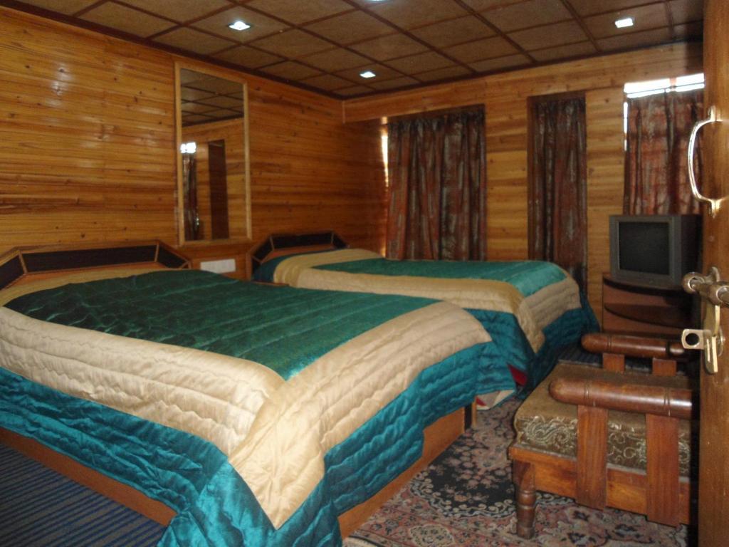 Broadway Hotel Darjeeling (West Bengal)