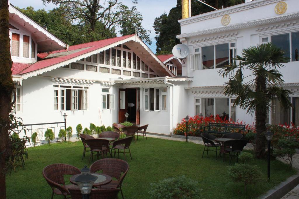Little Tibet Mall Road Hotel Darjeeling (West Bengal)