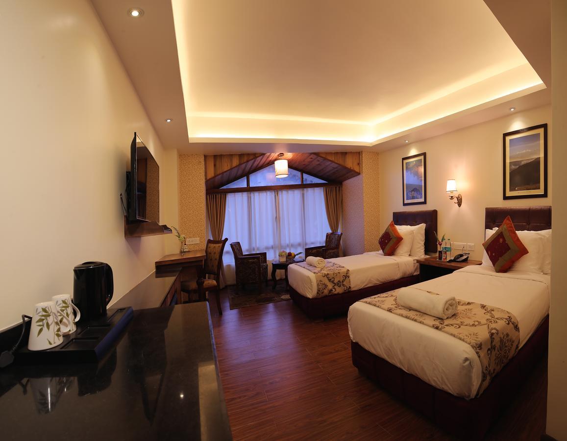 Resort Crescent
