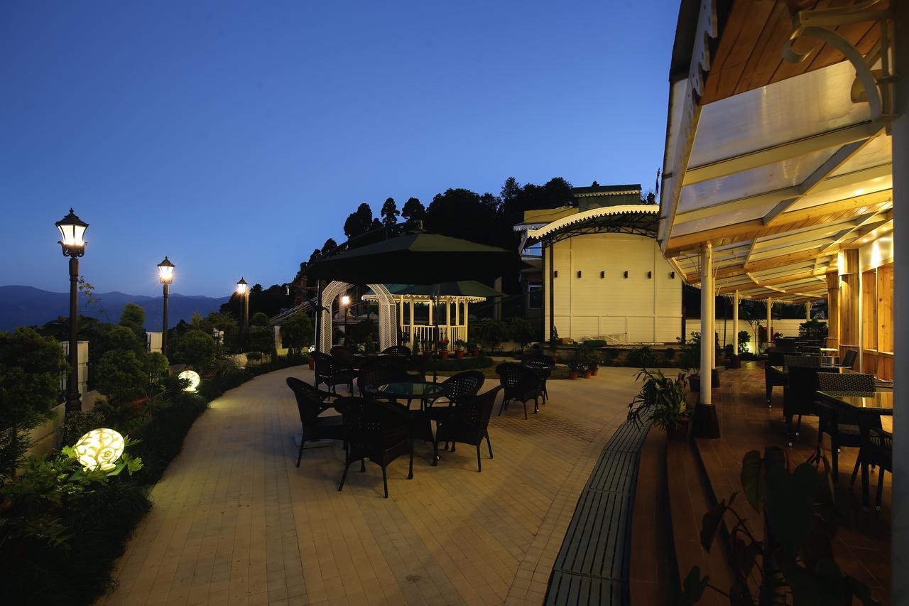 Hotel Crescent Resort, Darjeeling 4*