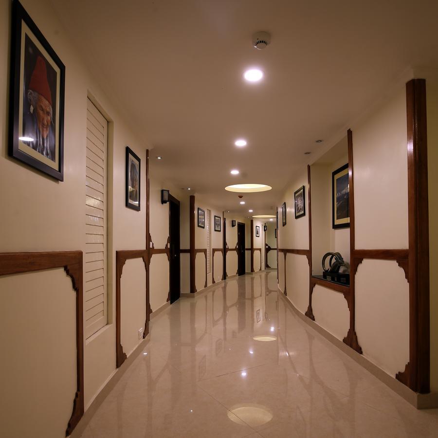 Resort Crescent