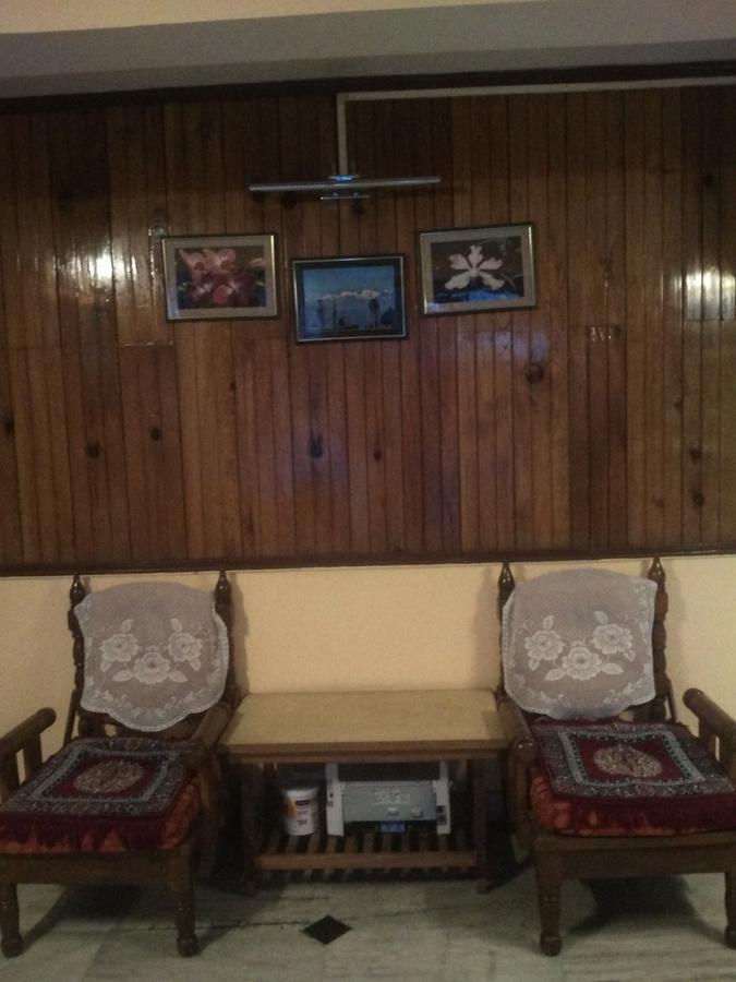 Hotel Manakamna Residency