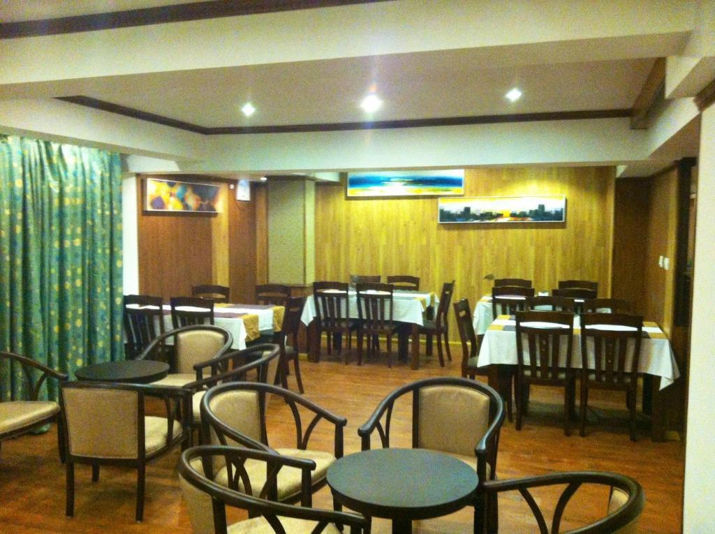 Hotel Mohit Darjeeling (West Bengal)