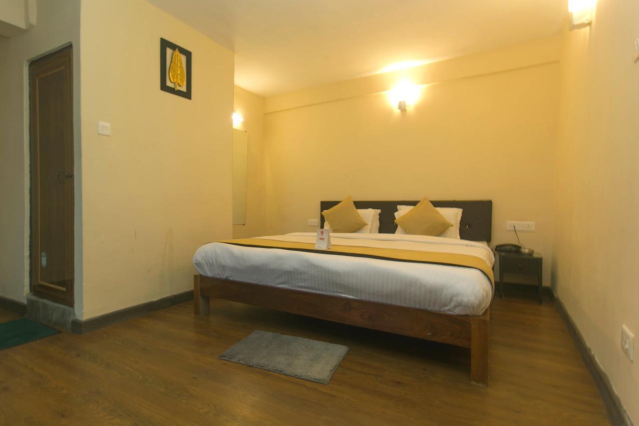 Oyo 9454 Golden Leaf Hotel Darjeeling (West Bengal)