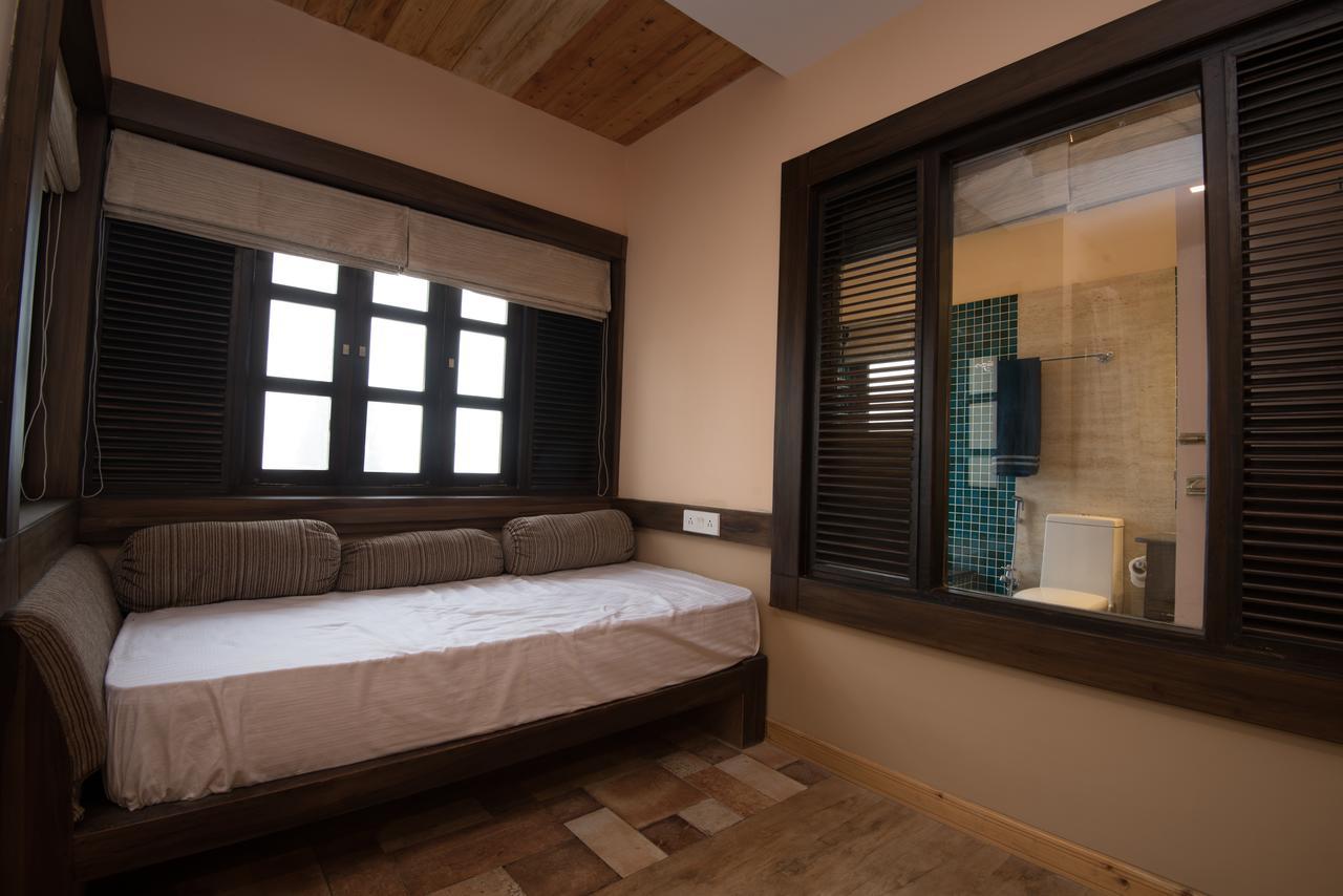 Chamong Chiabari - Mountain Retreat & Resort 5*