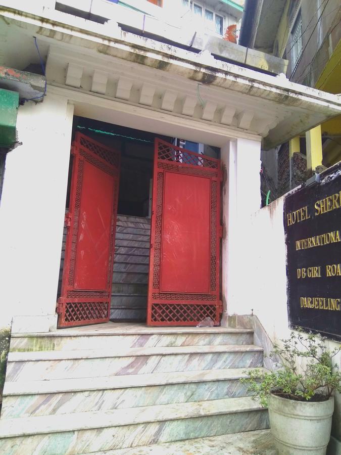 Hostel Hotel Sherpa *