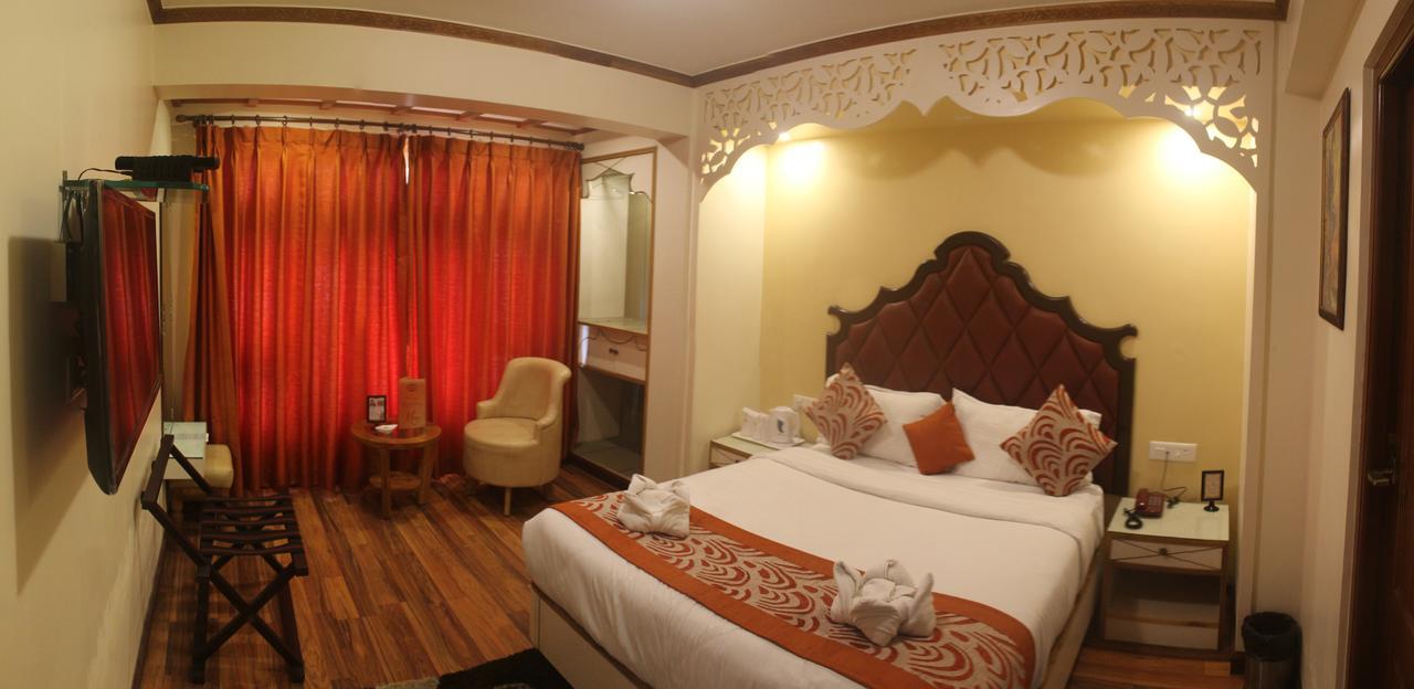 Omega Residency Inn 2*