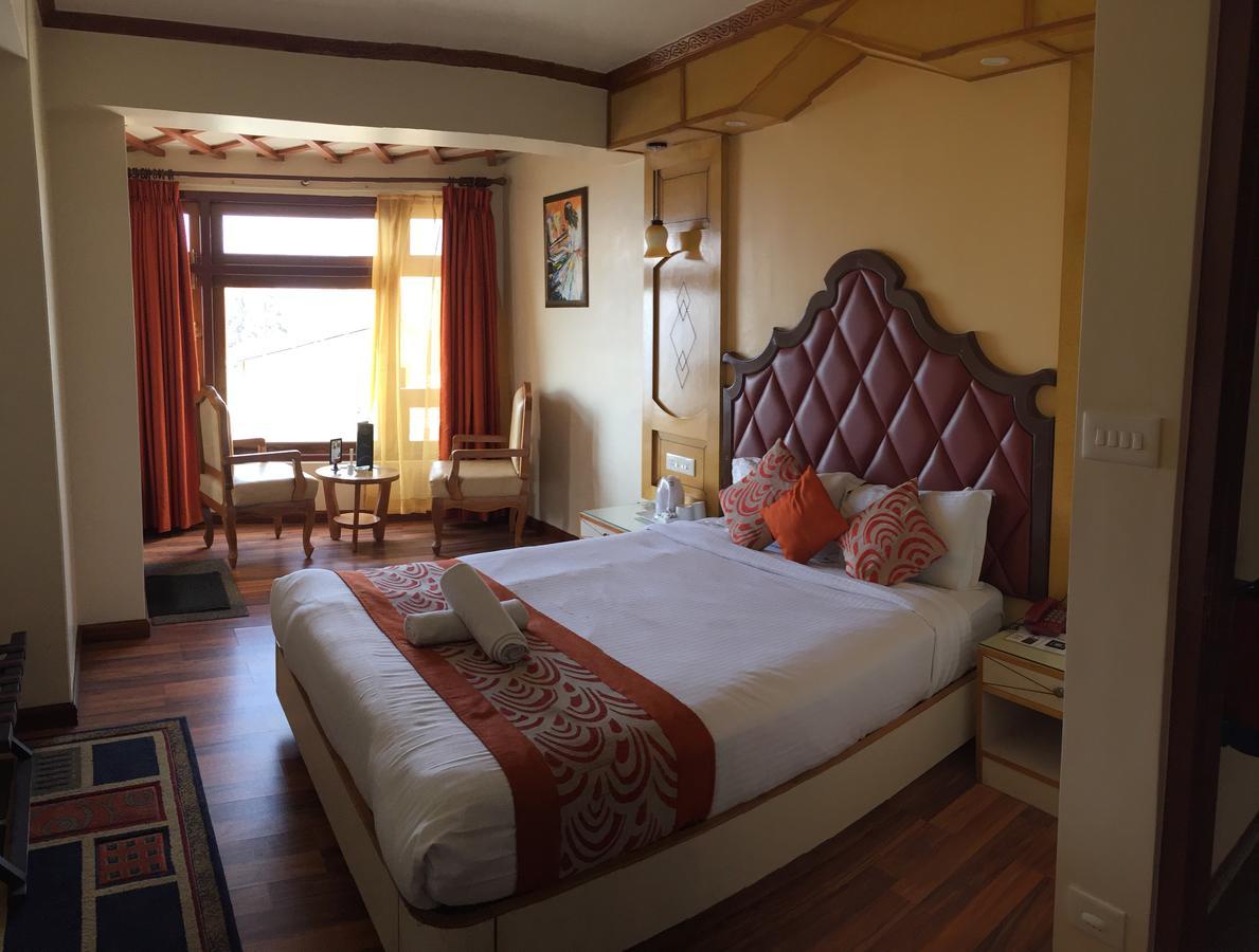Inn Omega Residency