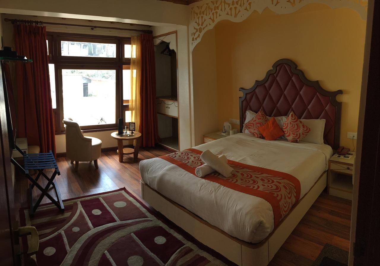 Inn Omega Residency