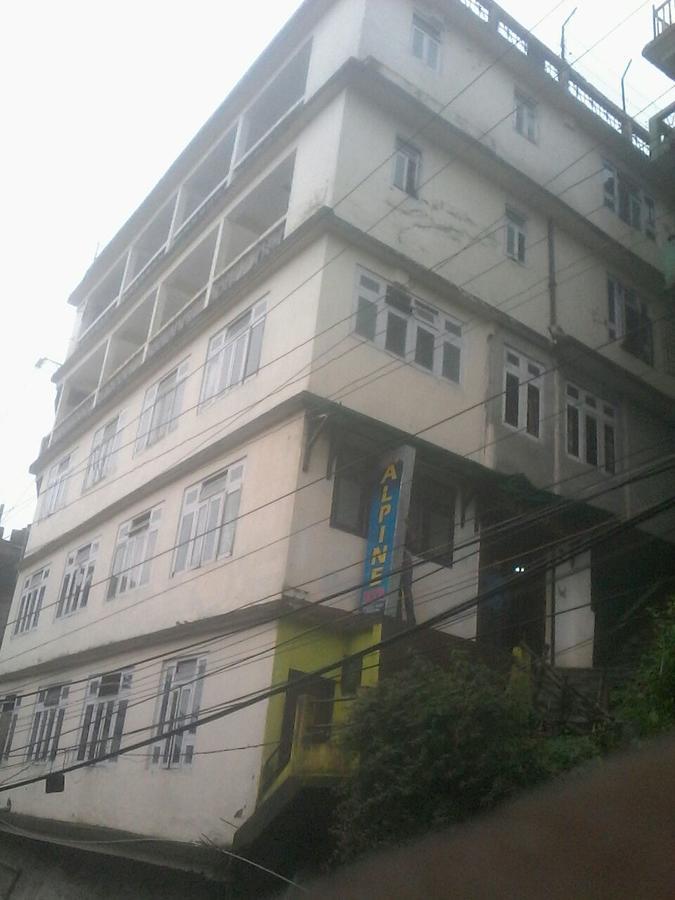 Alpine * Darjeeling (West Bengal)