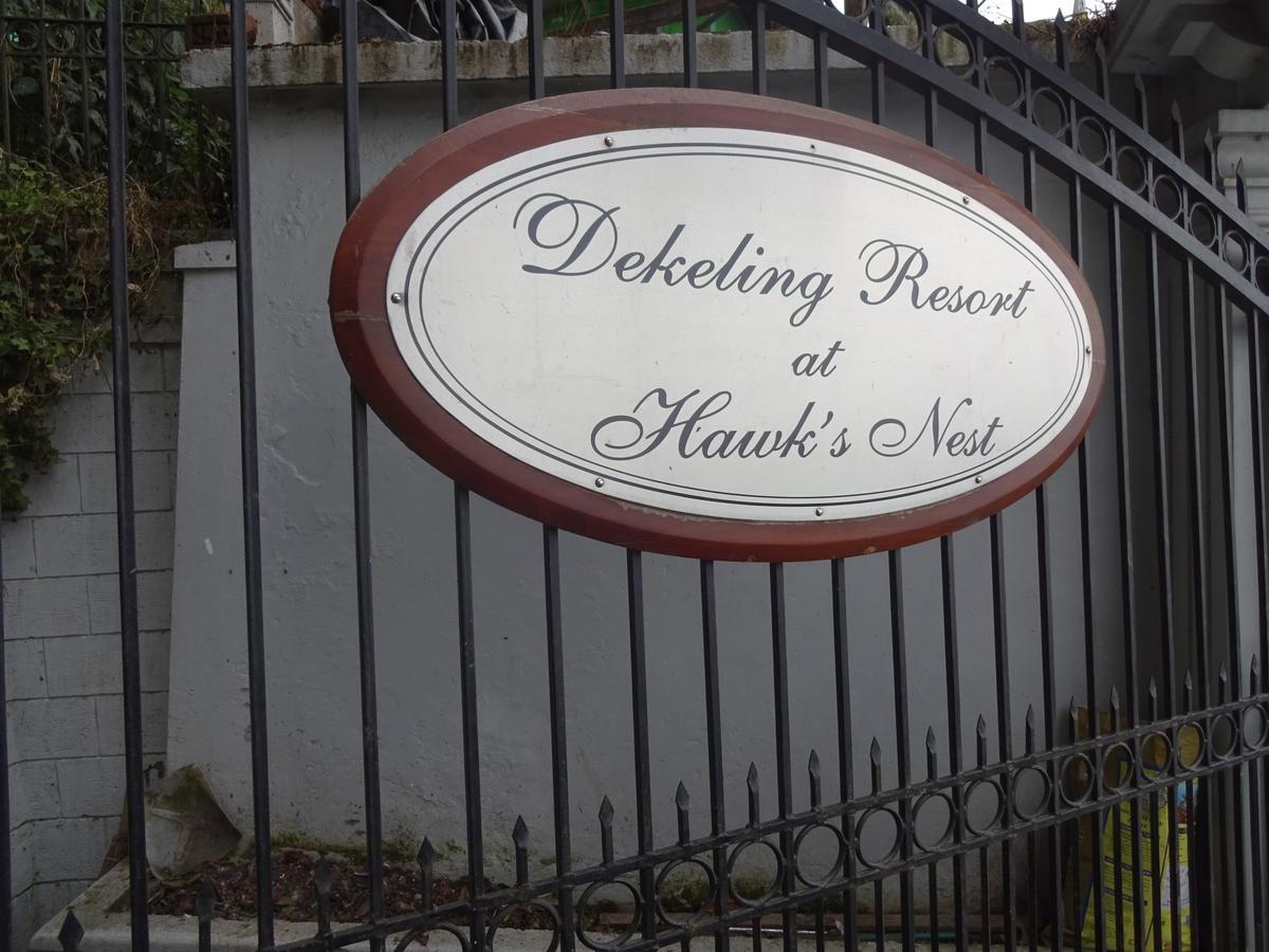 Dekeling At Hawk's Nest 2*