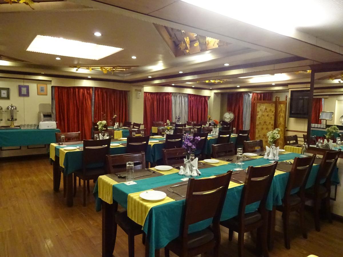 R.j.resorts Darjeeling (West Bengal)