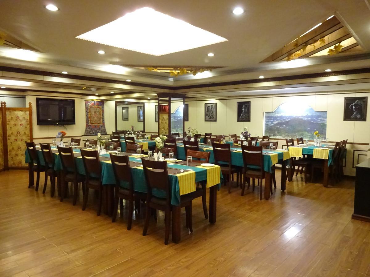 R.j.resorts Hotel 3*