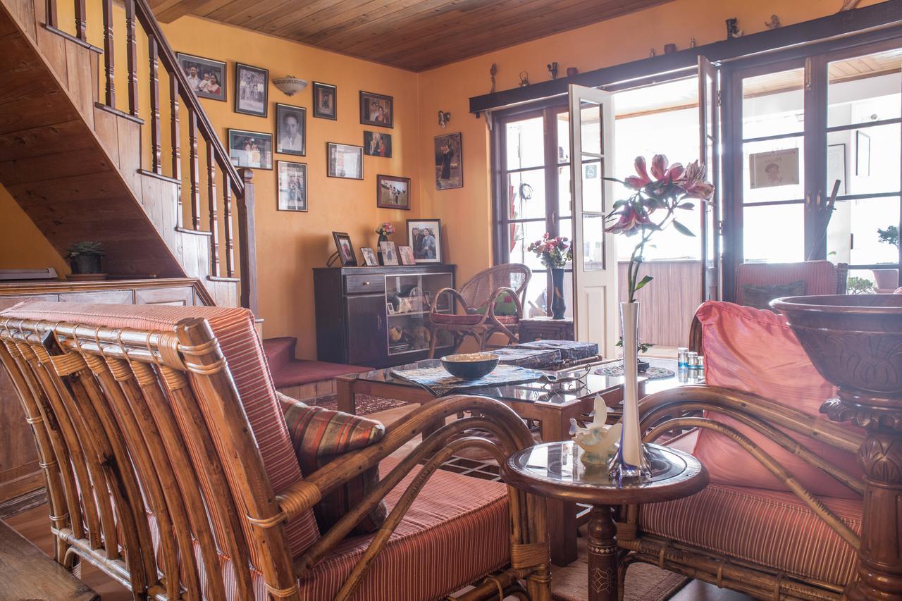 Little Singamari Bed & Breakfast *