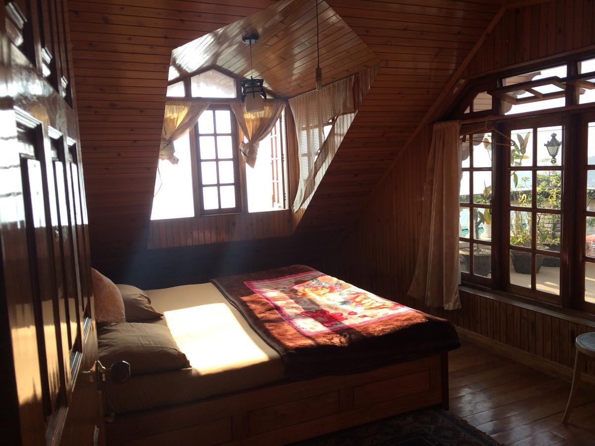 Homestay Ngawang Homestay *