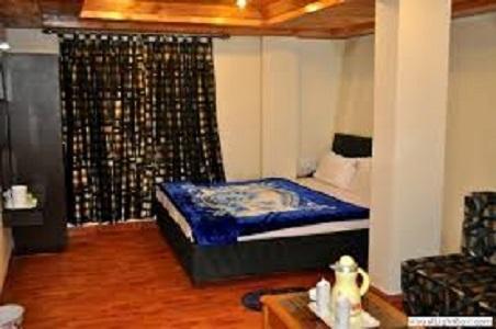 Dreamland Hotel *
