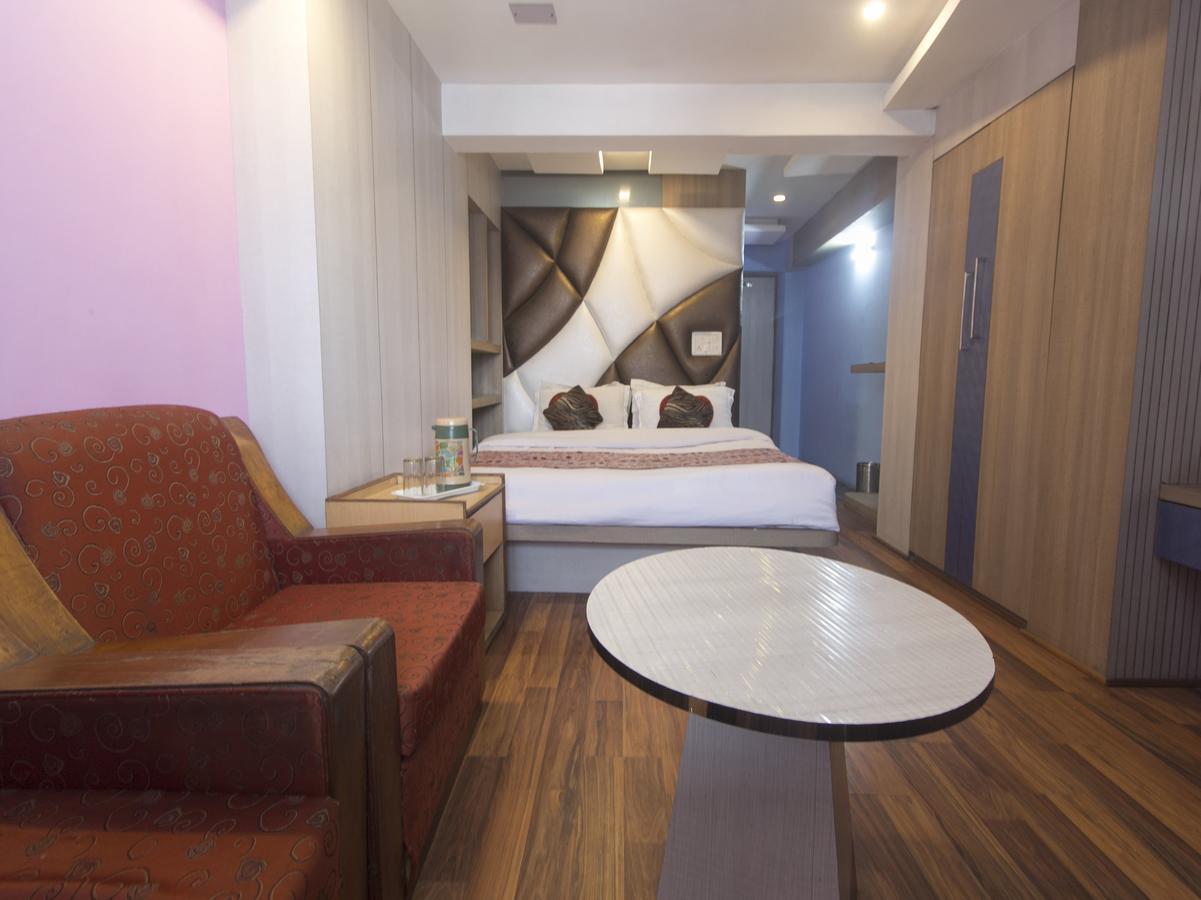 Oyo 3303 Broadway Annexe Darjeeling (West Bengal)