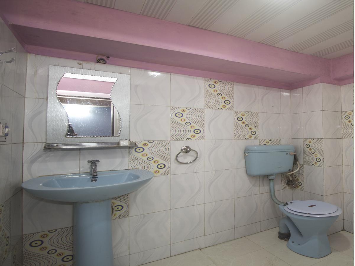 Hotel Oyo 3303 Broadway Annexe 3*