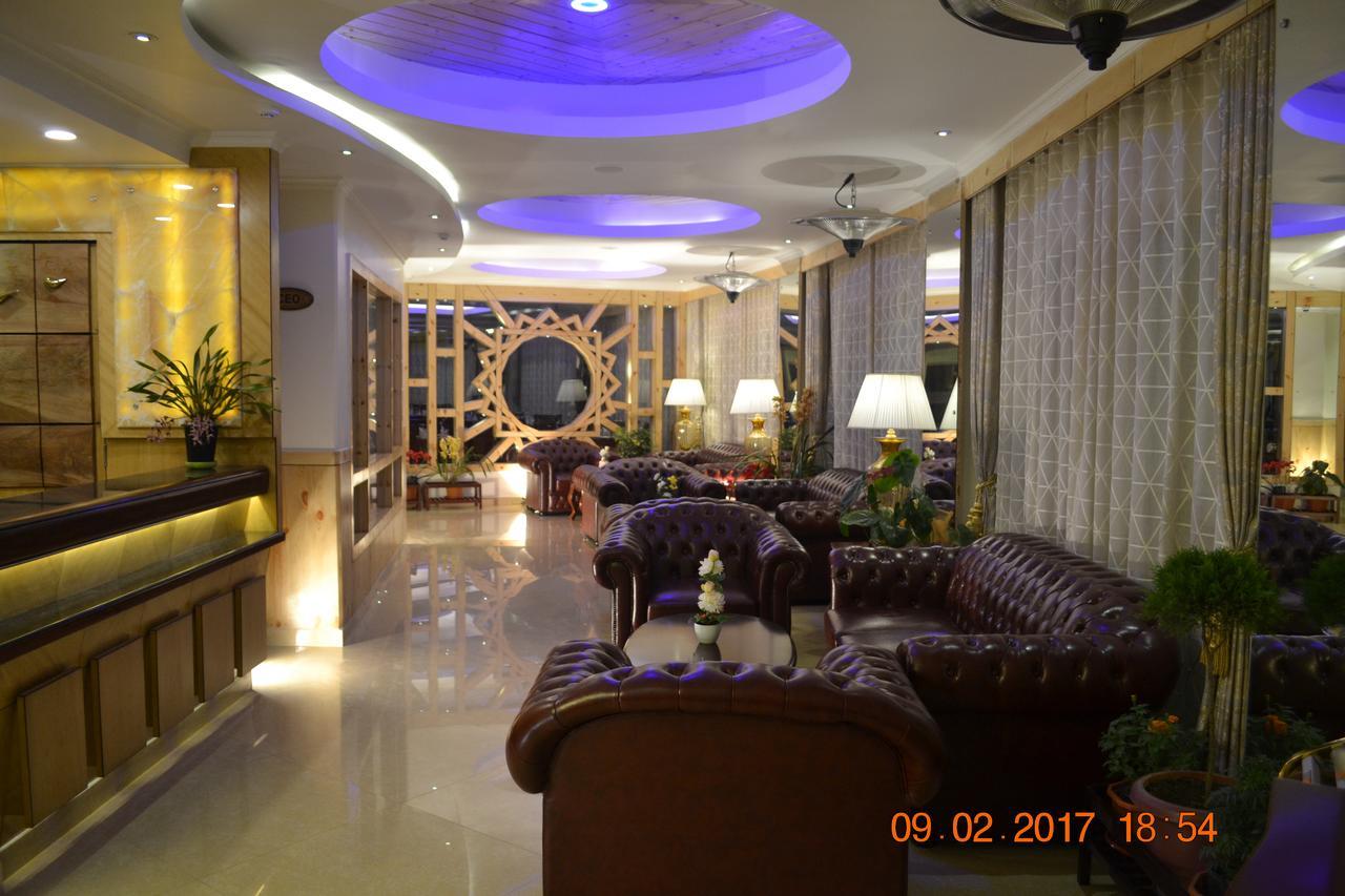 Crescent 3*