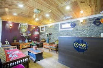 Oyo Premium Mall Road Near Raj Bhavan Darjeeling Hotel