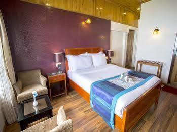 Oyo Premium Mall Road Near Raj Bhavan Darjeeling Hotel 3*