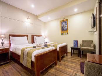 Oyo Premium Mall Road Near Raj Bhavan Darjeeling 3* Darjeeling (West Bengal)