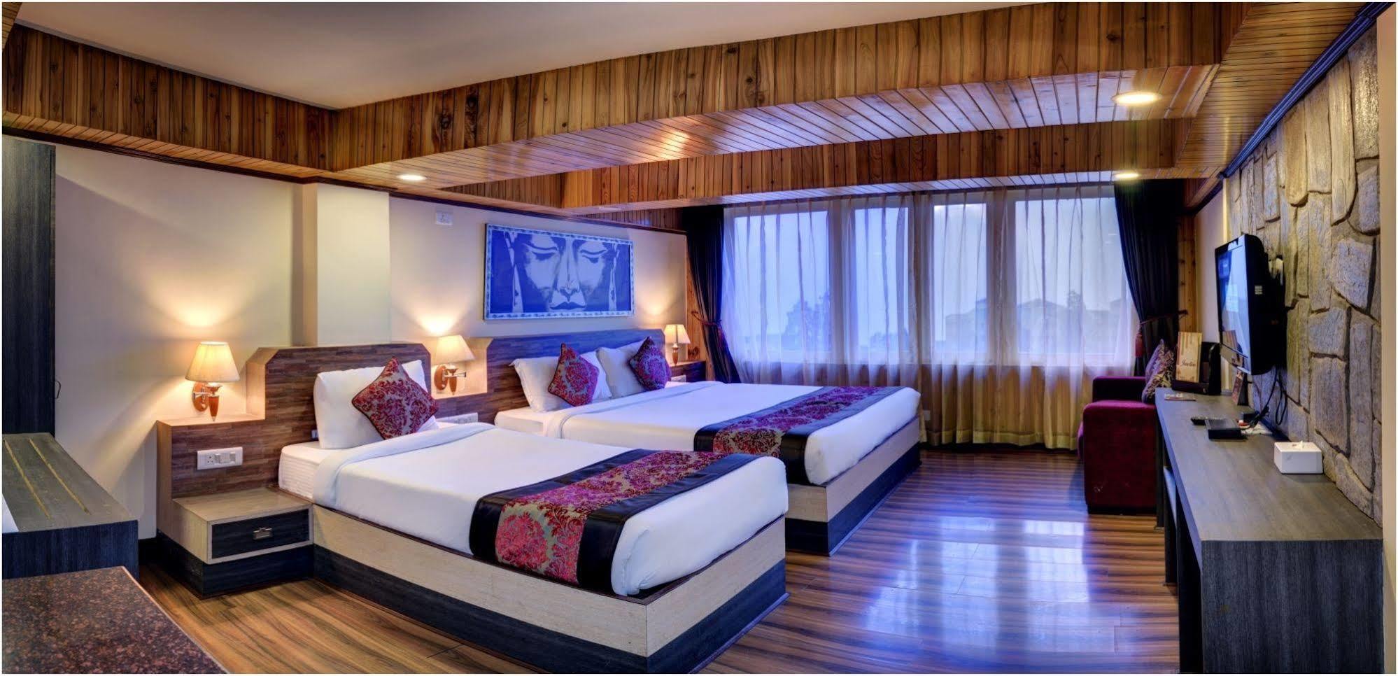 Summit Yashshree & Hotel Darjeeling (West Bengal)
