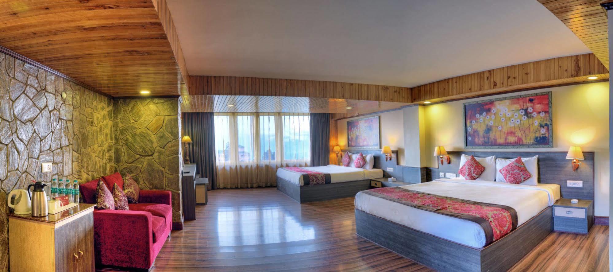 Summit Yashshree & Hotel Darjeeling (West Bengal)