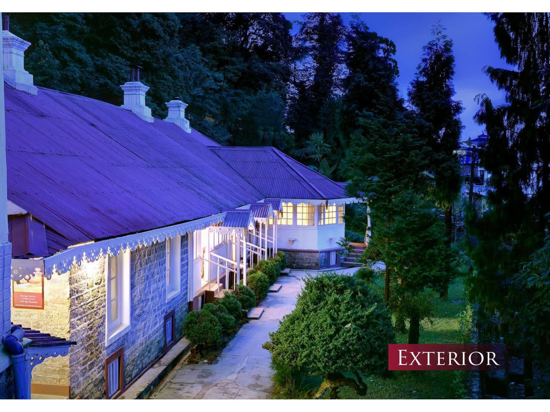 Resort Summit Swiss Heritage & 4*