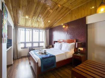 Oyo Premium Mall Road Near Raj Bhavan Darjeeling 3* Darjeeling (West Bengal)