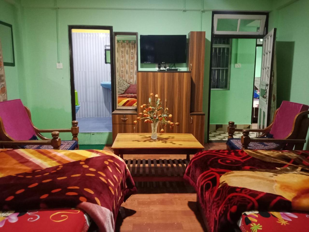 Homestay Zimba Happy *