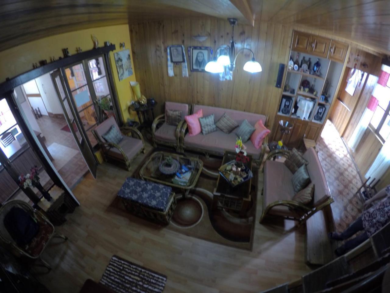 Little Singamari Bed & Breakfast Darjeeling (West Bengal)