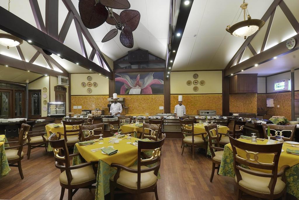 Mayfair Darjeeling Resort 5*