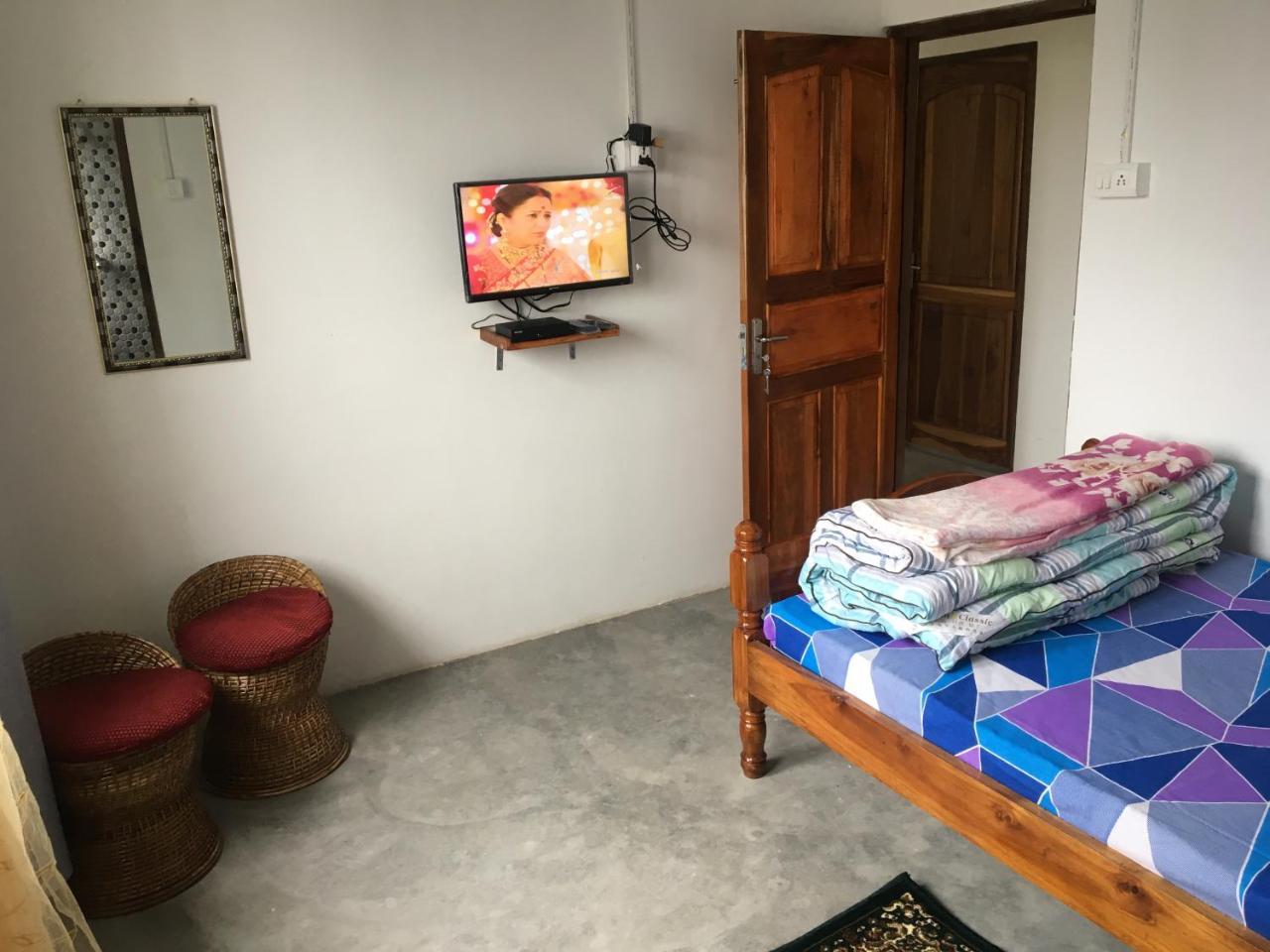Bed & Breakfast Parvi Homestay *