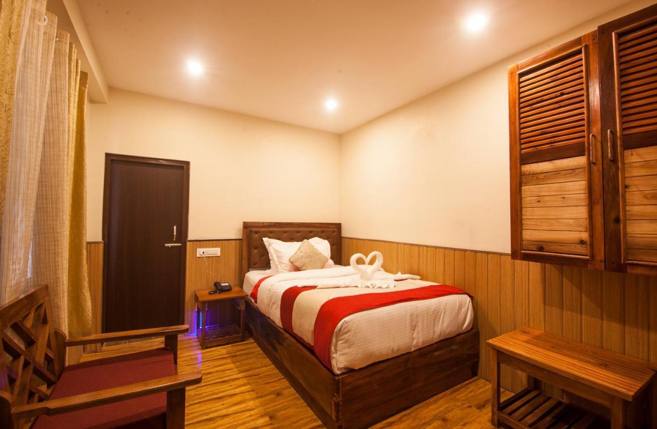Hotel Avianna New Mandala & 4*