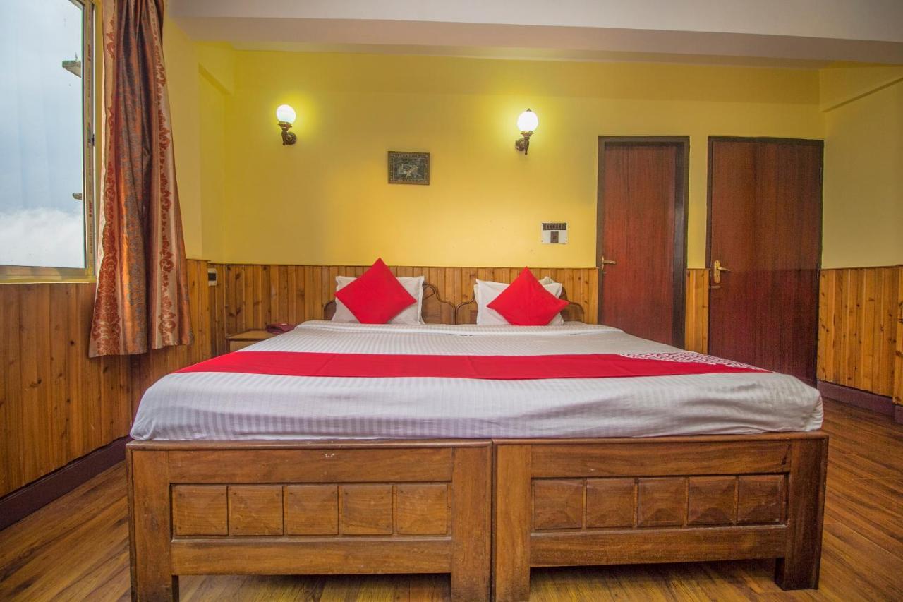 Oyo 19940 Roma Hotel Darjeeling (West Bengal)