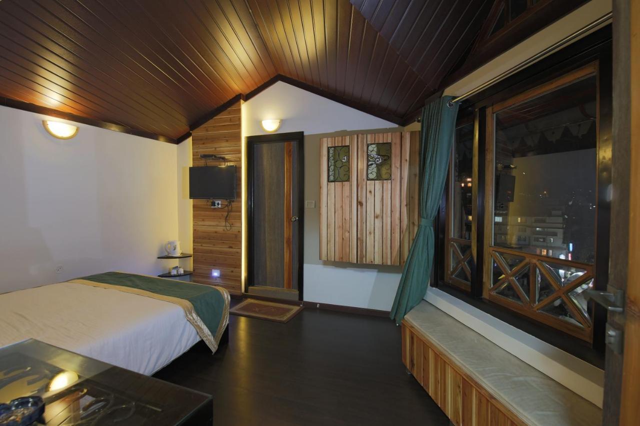 Dip Palace 3*