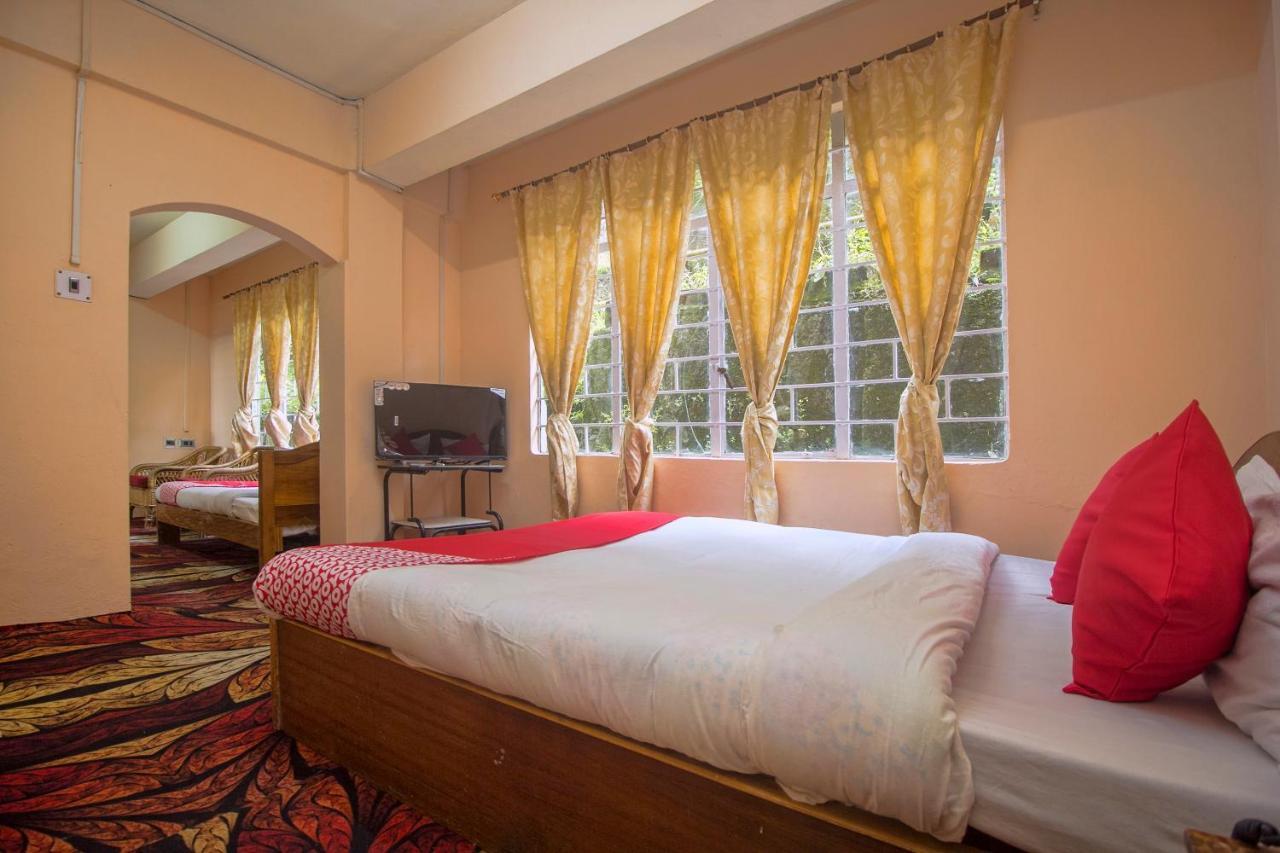 Oyo 18751 Belle View 3*