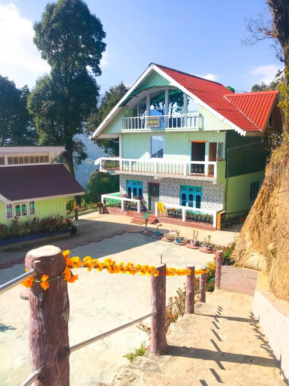 Bodhi Hotel *