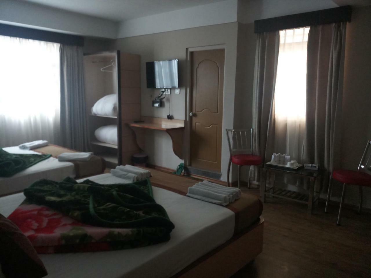 Hotel Yakkha 2*