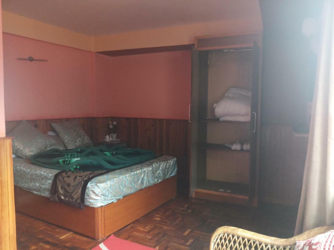 Yakkha Hotel Darjeeling (West Bengal)