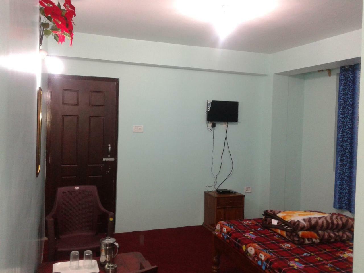 Blue Bird Lodge Darjeeling (West Bengal)