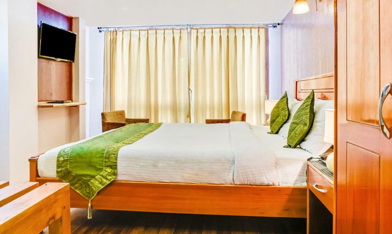 Treebo Trend Nirvana Bed & Breakfast 3*