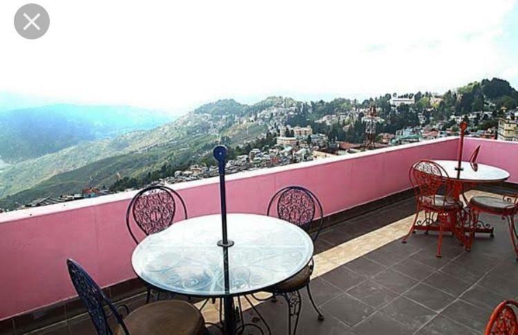 Hotel Travellers' Inn Darjeeling (West Bengal)