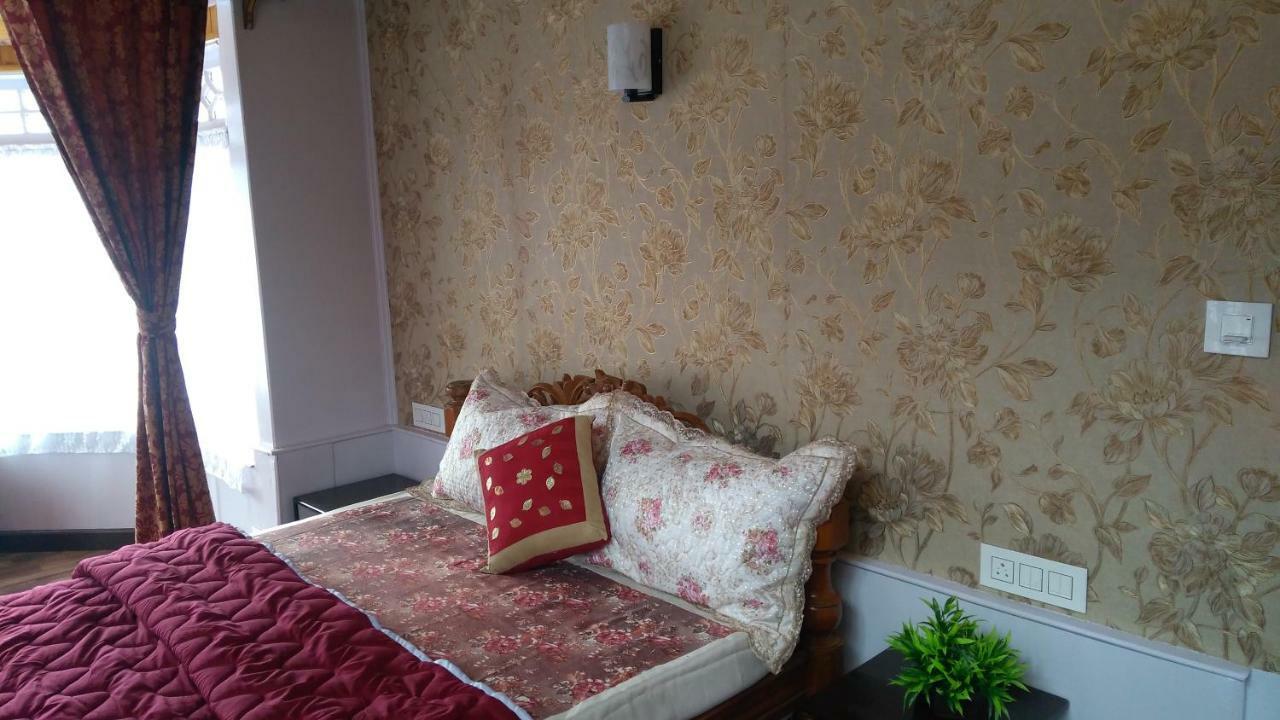 Yashita Homestay *