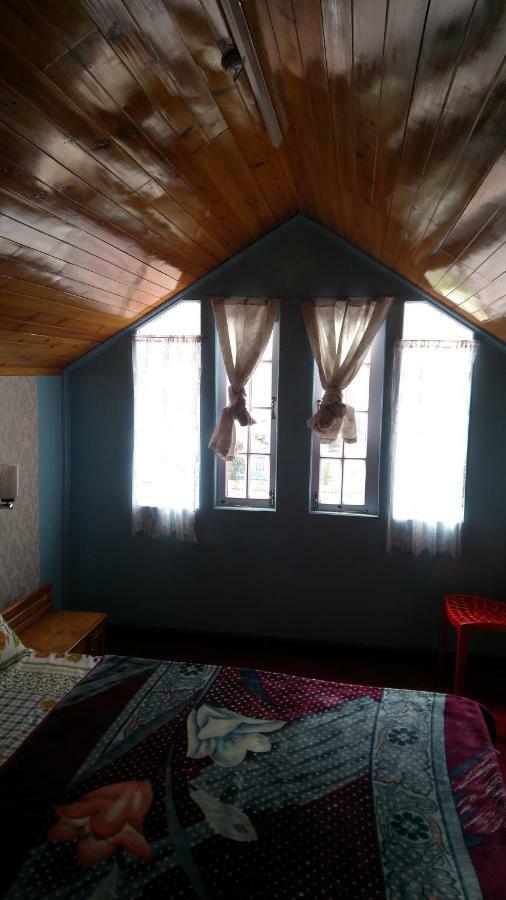 Yashita Homestay *